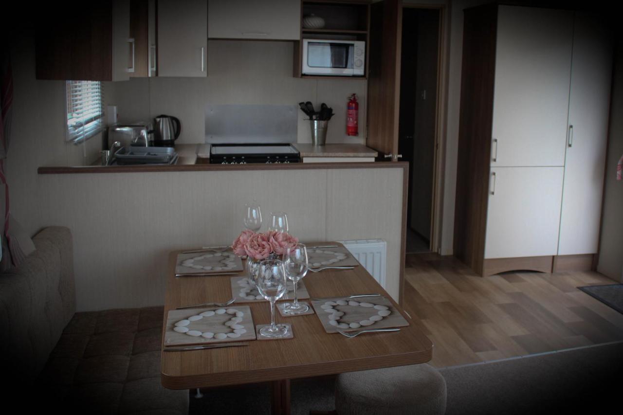 3 Bed Static Caravan @ Hoburne Devon Bay Paignton Exterior foto